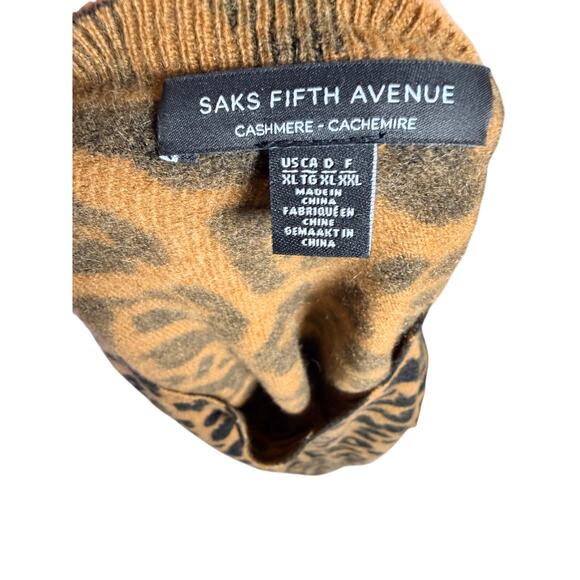 Cashmere Leopard print sweater - Picture 3 of 5